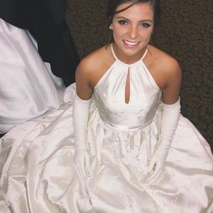 Meet your Posher, Ryann